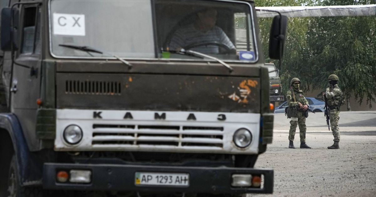 Russians Highjacked Milk Tank Trucks in Mykolaiv Region to Haul Fuel to Active Combat Zone
